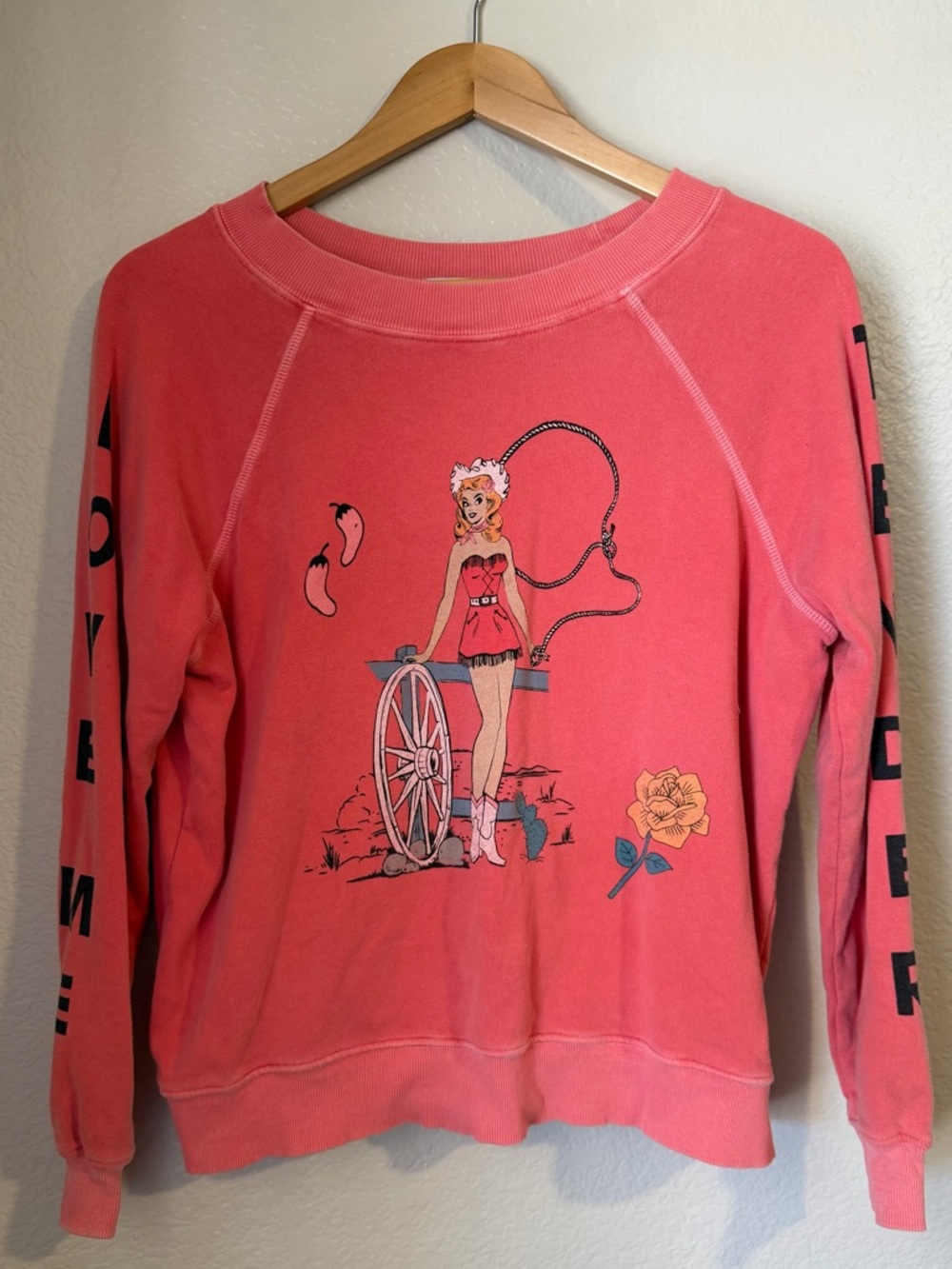 Wildfox Couture Love Me Tender Sommers Sweatshirt Pigment Hot Lipstick Pink XS - Picture 2 of 7